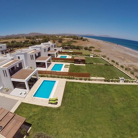 לקניה Antonoglou Beach Villas - Waterfront Luxury Retreat מראה חיצוני תמונה