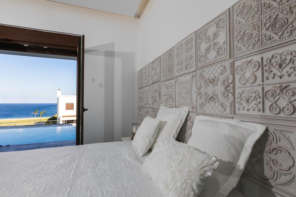 לקניה Antonoglou Beach Villas - Waterfront Luxury Retreat מראה חיצוני תמונה