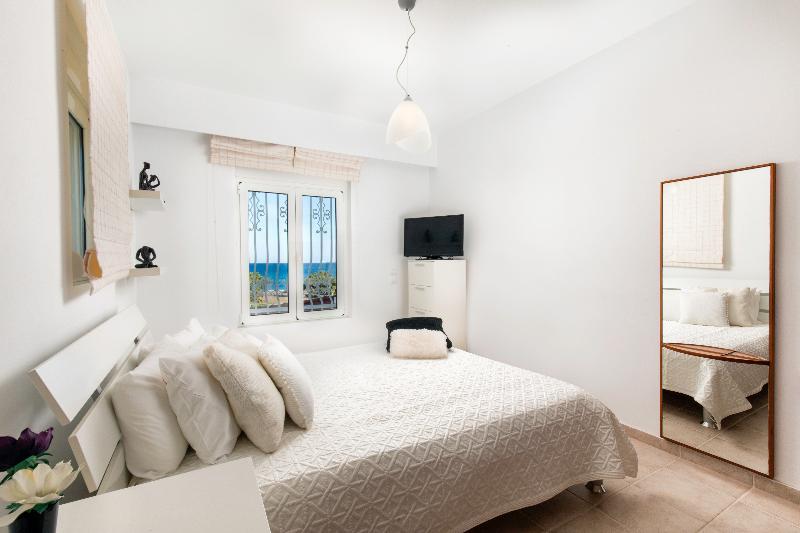 לקניה Antonoglou Beach Villas - Waterfront Luxury Retreat מראה חיצוני תמונה