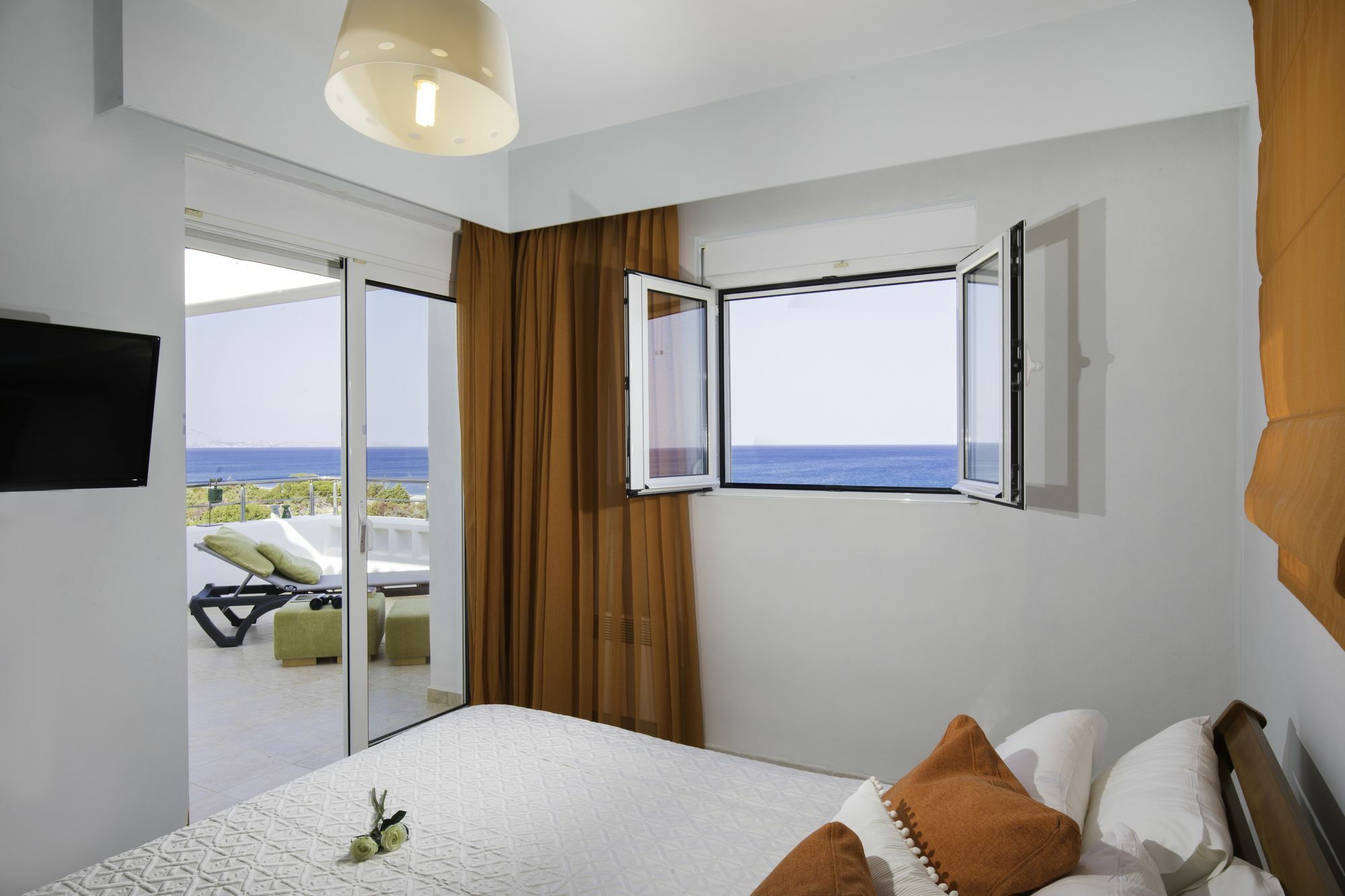 לקניה Antonoglou Beach Villas - Waterfront Luxury Retreat מראה חיצוני תמונה
